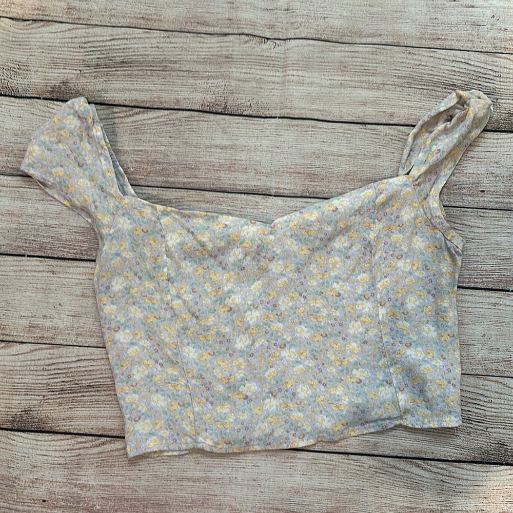 Elodie Cropped Cap Sleeve Off The Shoulder Strap Flower Shirt Size Large